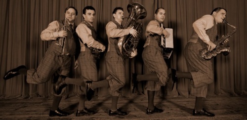 funny-fellows-slovensky-grob-ples