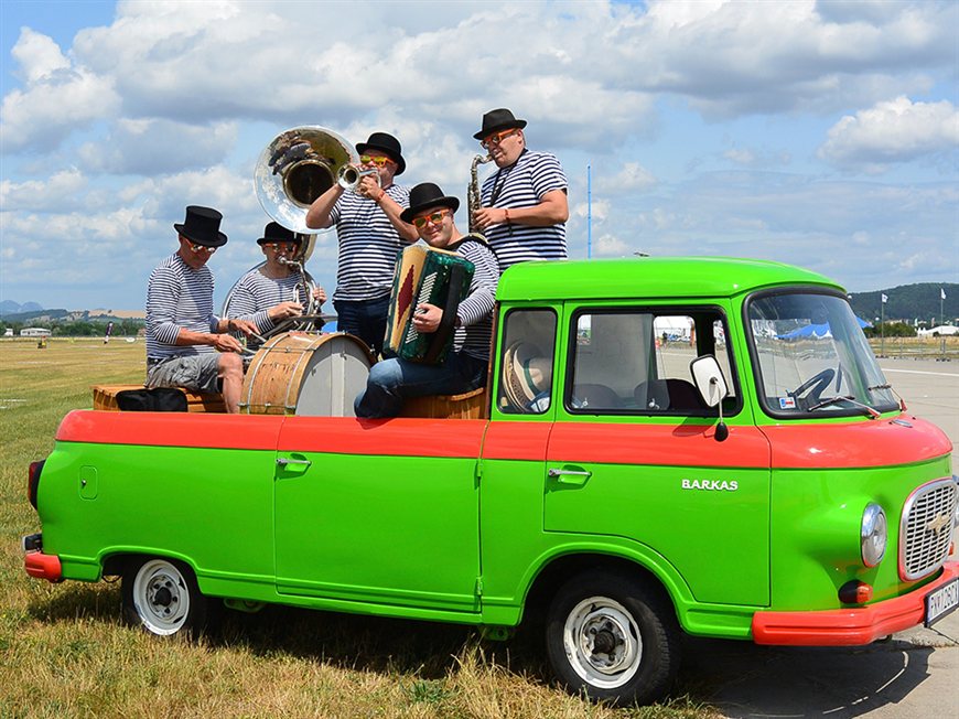Mobilný auto koncert Funny Fellows